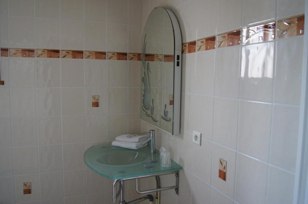 Aux Trois Jean Hotel Le Crotoy Room photo