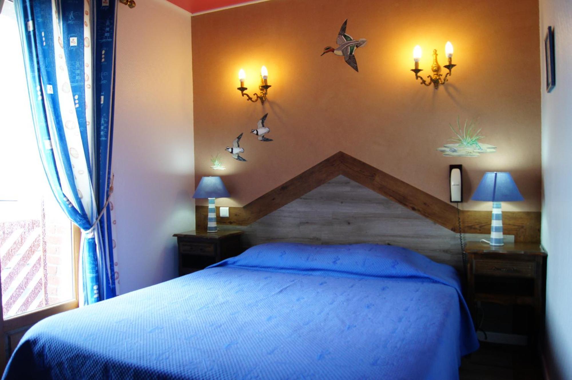 Aux Trois Jean Hotel Le Crotoy Exterior photo